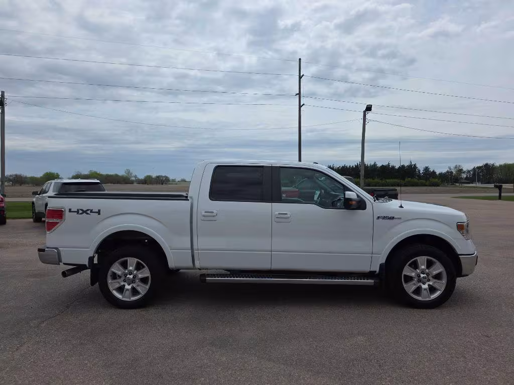 2013 Ford F-150 - 1FTFW1EF0DKF42009 - Image #3