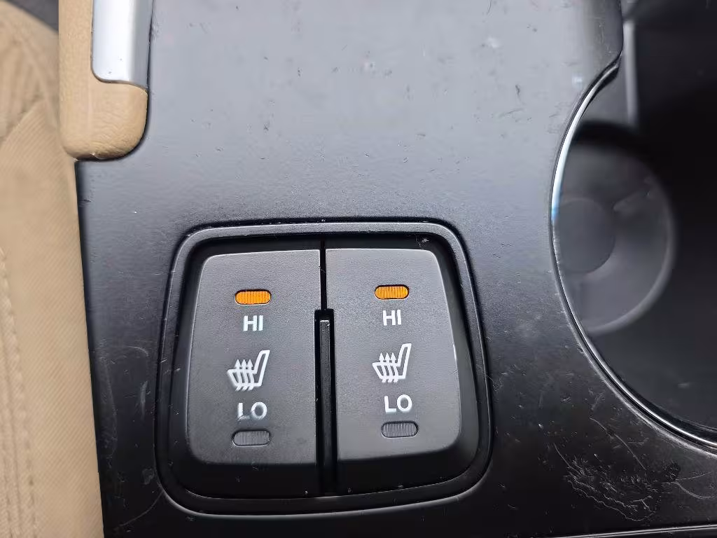 2013 Hyundai Sonata - 5NPEB4AC6DH509163 - Image #15